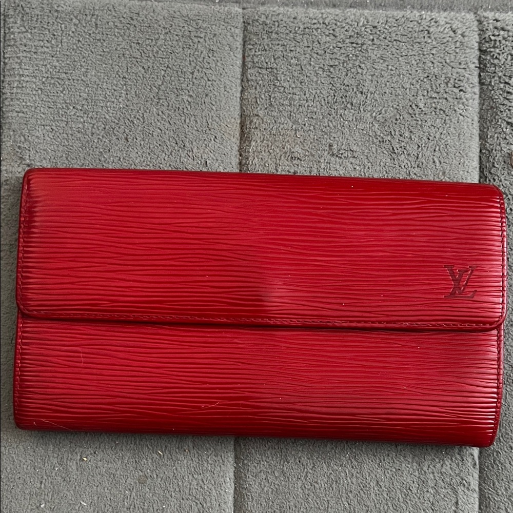 Louis Vuitton Scarlet Epi Leather Wallet with COA